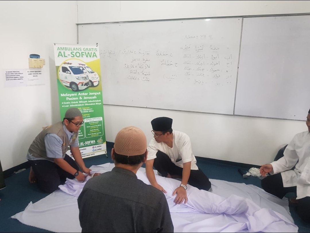 You are currently viewing Pelatihan Pengurusan Jenazah di Masjid Silaturahim Jatisampurna Bekasi